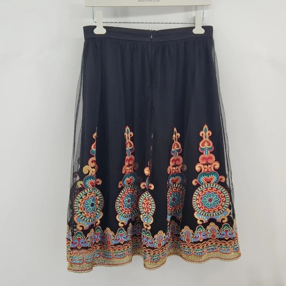 FOREVER 21 MESH  MIDI EMBROIDERED SKIRT - Picture 2 of 5